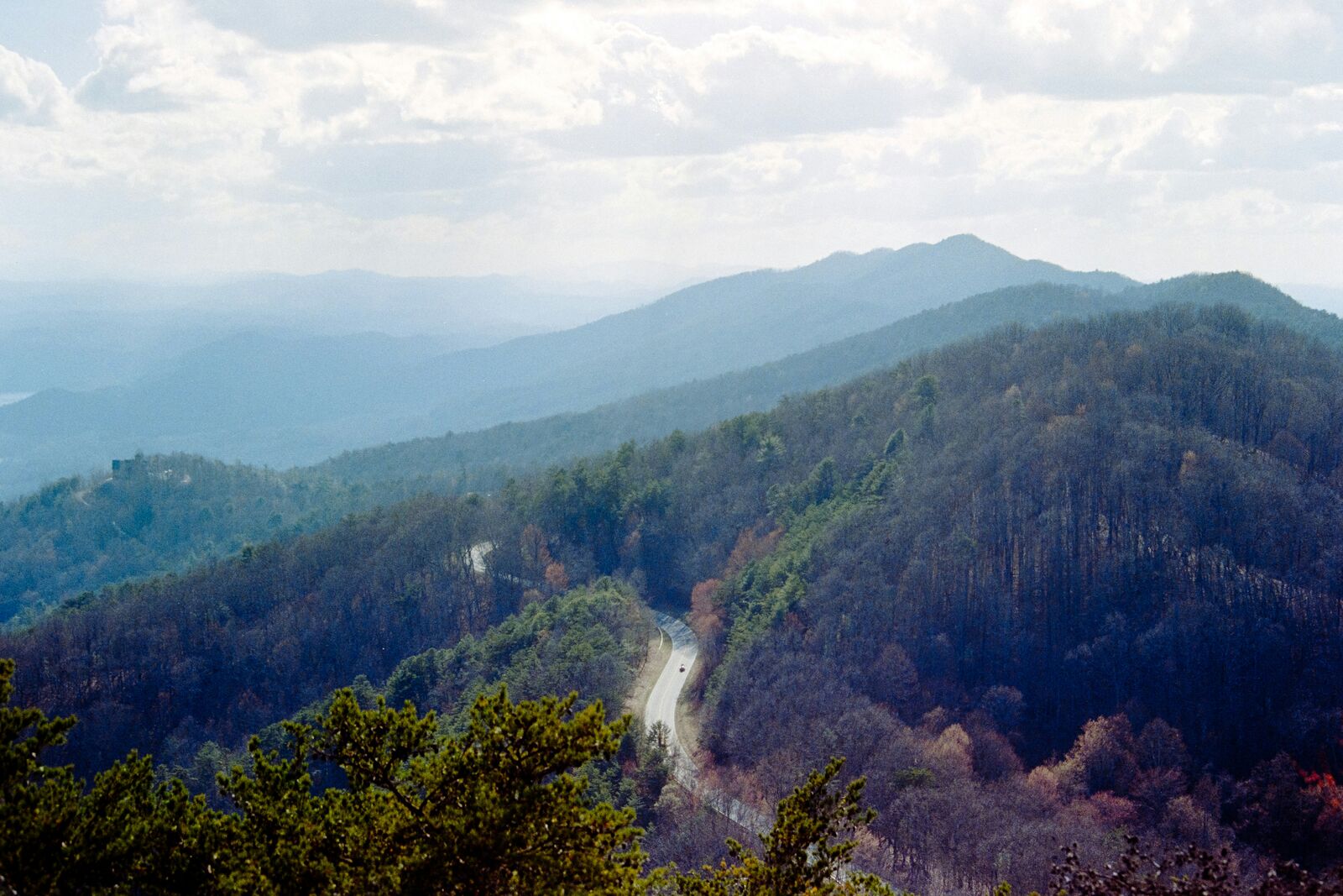 Blue Ridge Parkway Scenic Mountain Drive scenic driving route in USA — photo 2