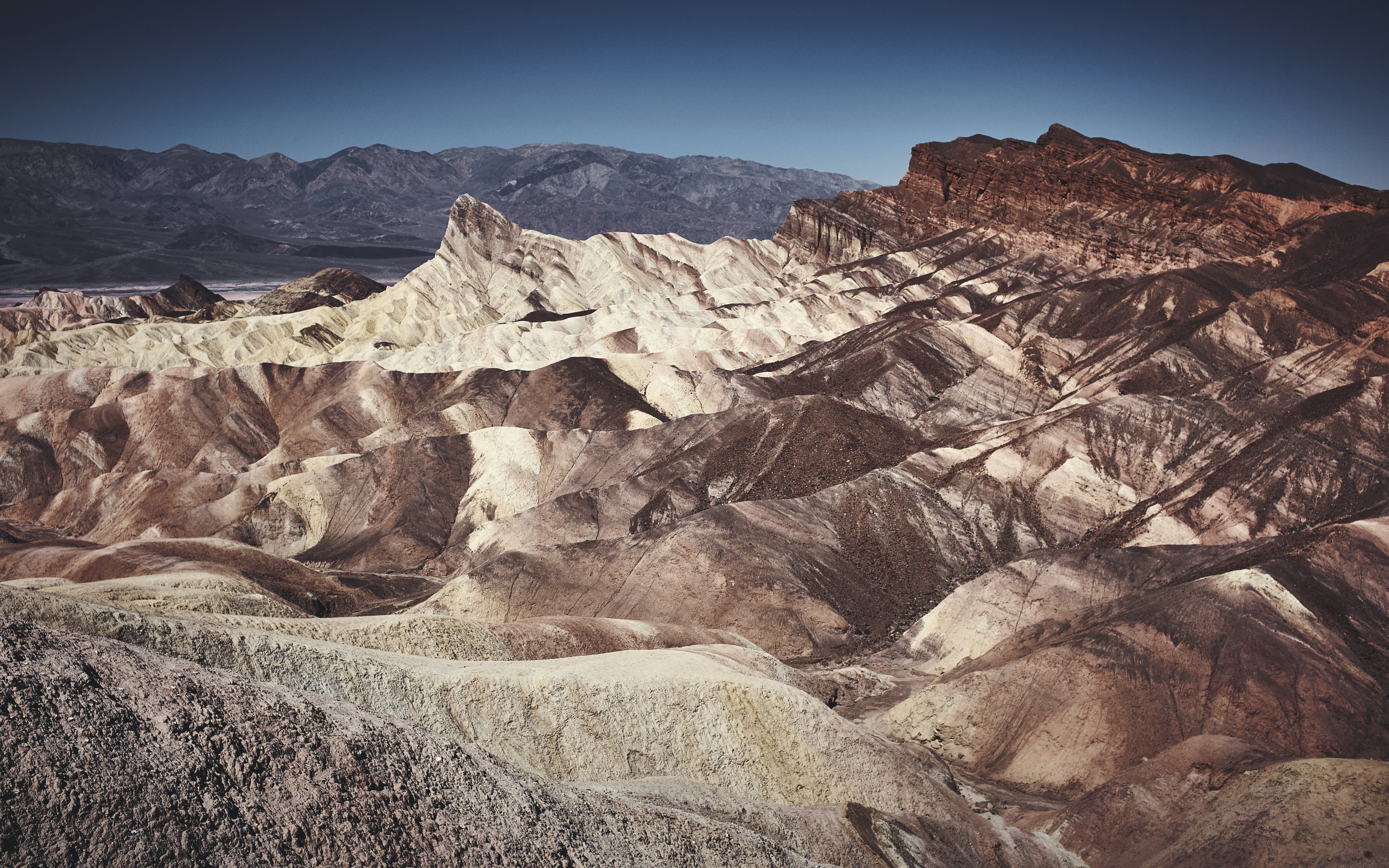 Death Valley Scenic Drive scenic driving route in USA — photo 2