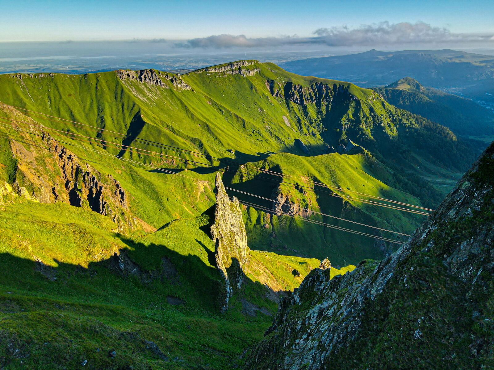 Auvergne Volcano Scenic Mountain Drive scenic driving route in France — photo 2