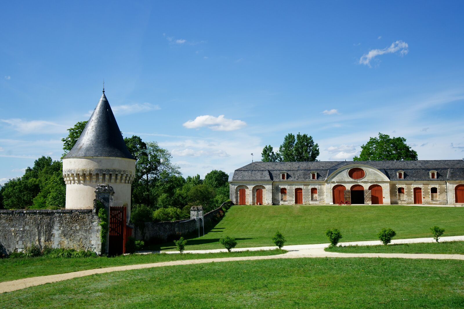 Loire Valley Castles Scenic Drive scenic driving route in France