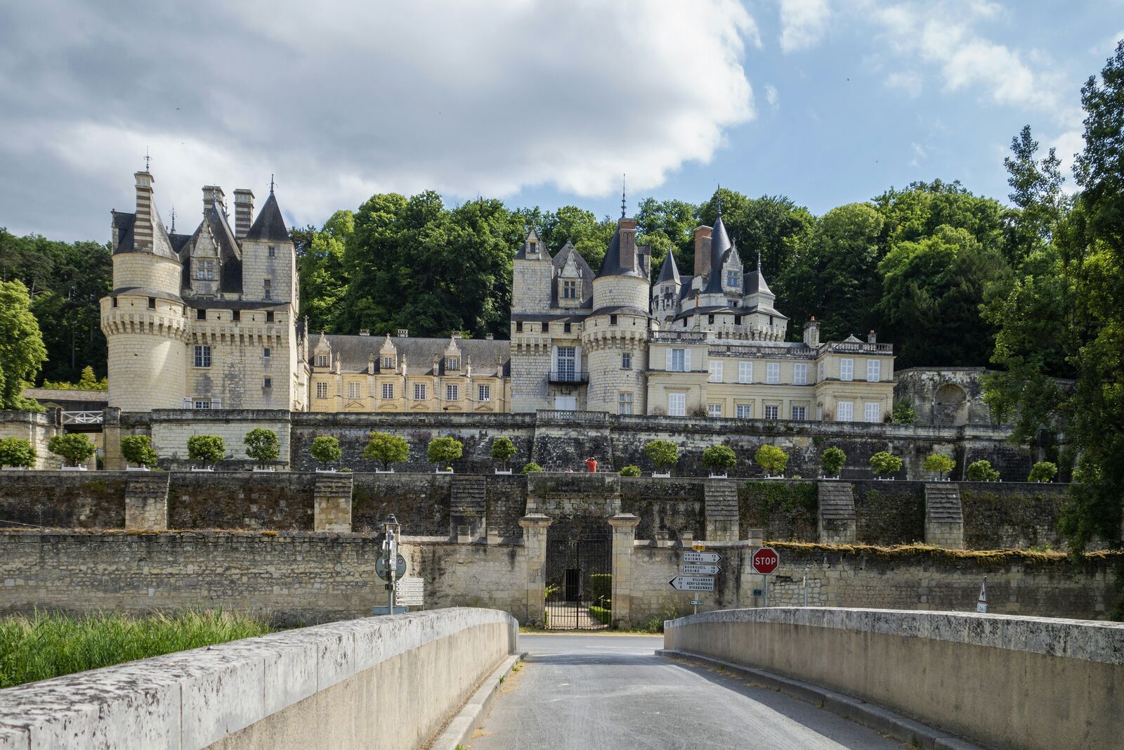 Loire Valley Castles Scenic Drive scenic driving route in France — photo 3
