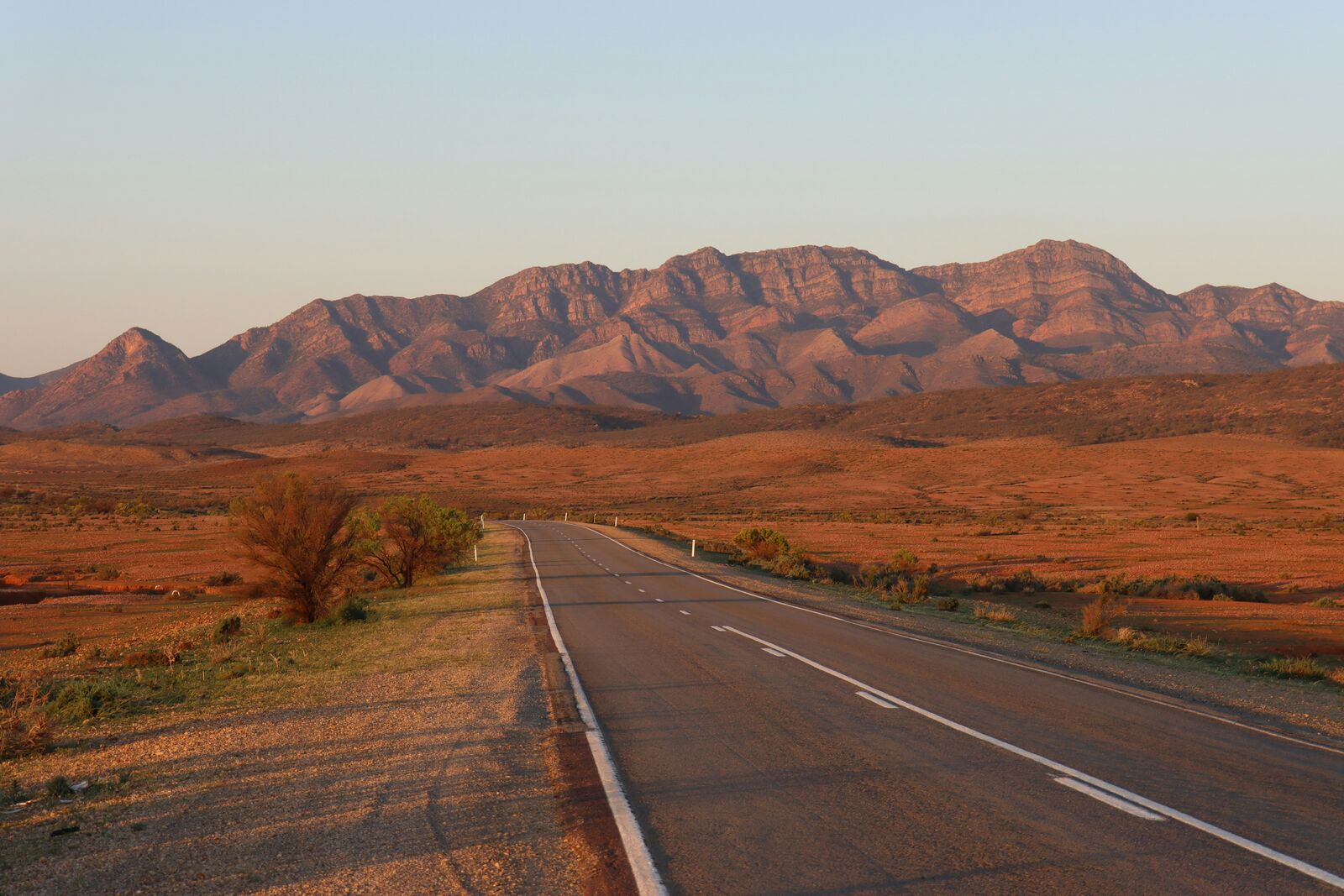 Great Alpine Scenic Mountain Drive scenic driving route in Australia — photo 2