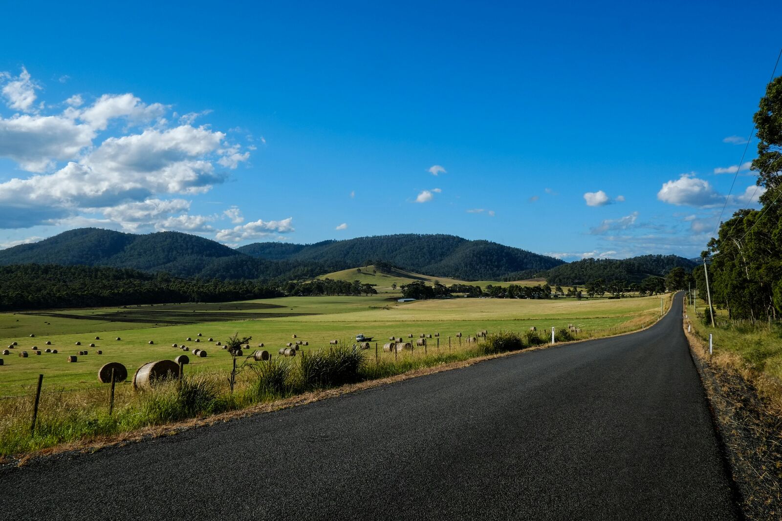 Great Alpine Scenic Mountain Drive scenic driving route in Australia — photo 3