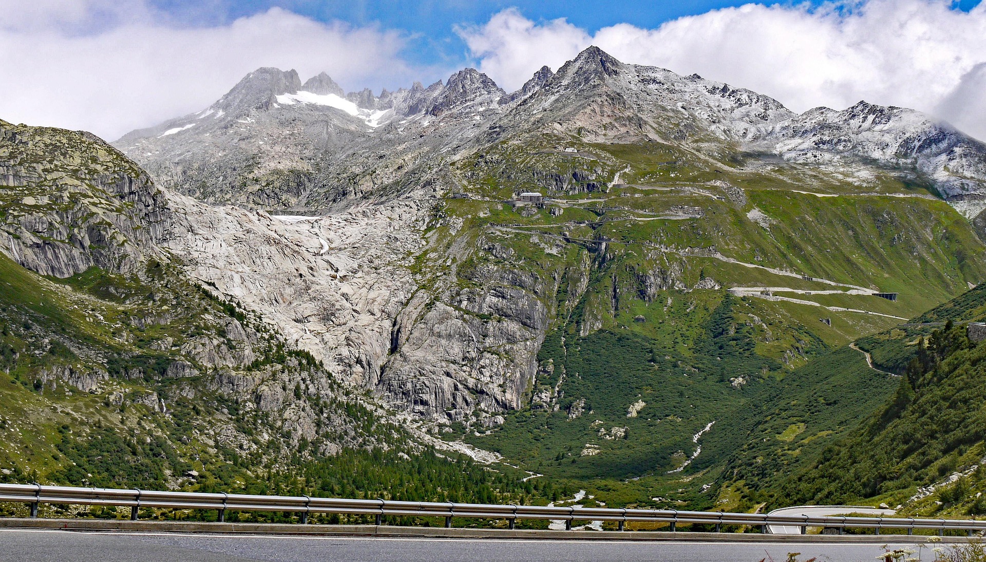 Grimsel Pass Alpine Reservoir Scenic Drive scenic driving route in Switzerland — photo 3