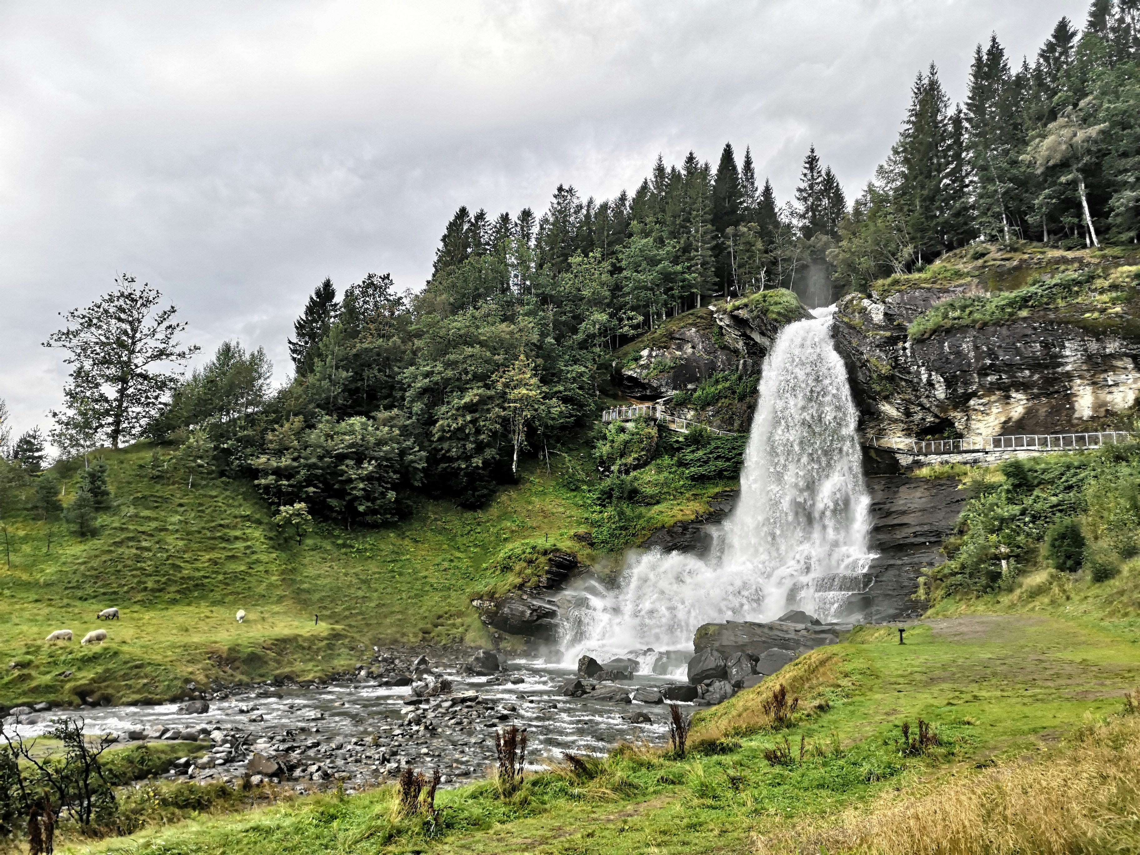 Hardanger Scenic Route scenic driving route in Norway — photo 2