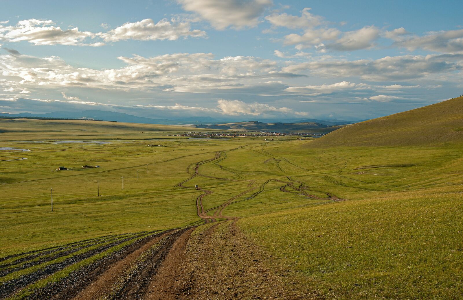Mongolia Central Steppe Scenic Highway Route (Ulaanbaatar Corridor) scenic driving route in Mongolia — photo 3