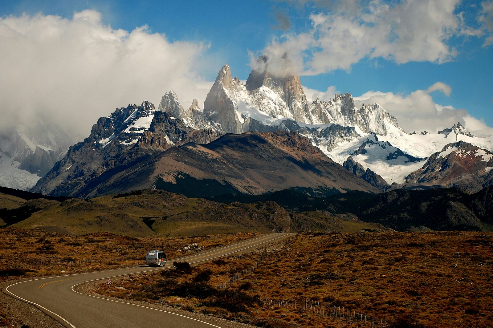 Patagonia Scenic Loop Road scenic driving route in Argentina — photo 3