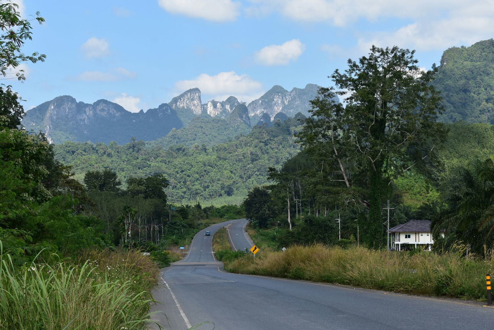 Northern Thailand Mountain Scenic Loop Drive scenic driving route in Thailand — photo 2