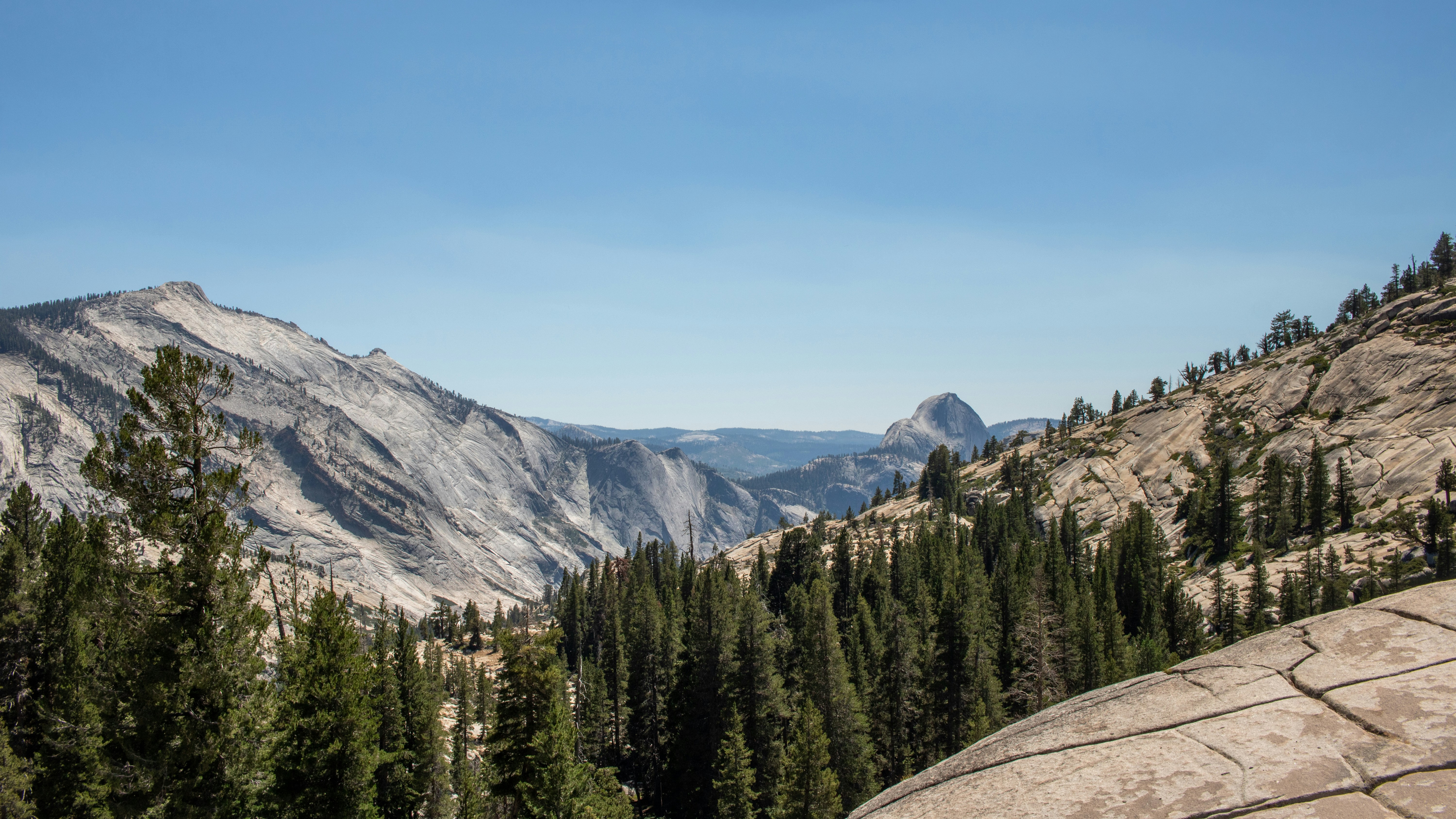 Tioga Road Yosemite Alpine Scenic Drive scenic driving route in USA — photo 3