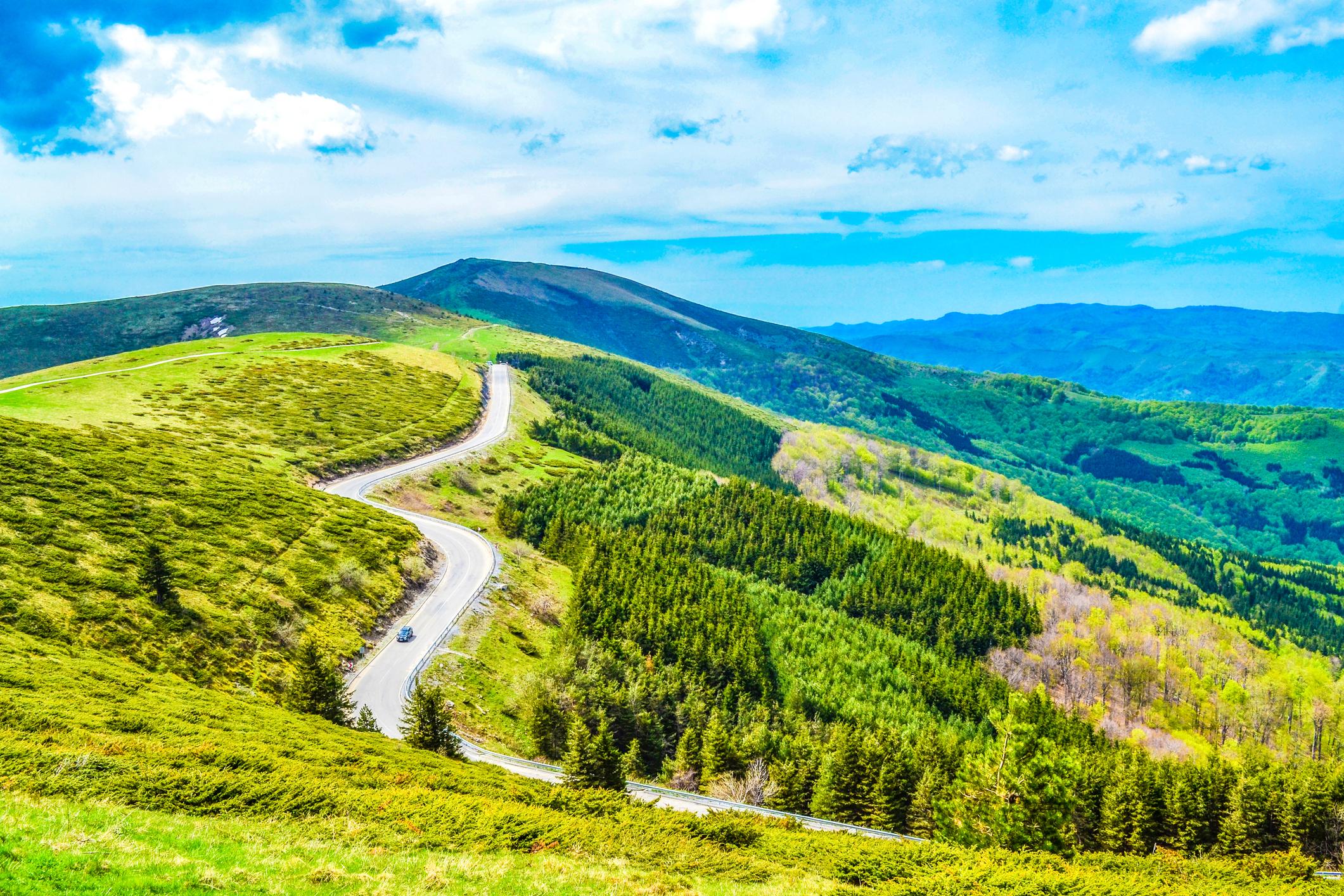 Troyan Pass & Balkan Mountains Scenic Drive – Crossing the Heart of Bulgaria scenic driving route in Bulgaria