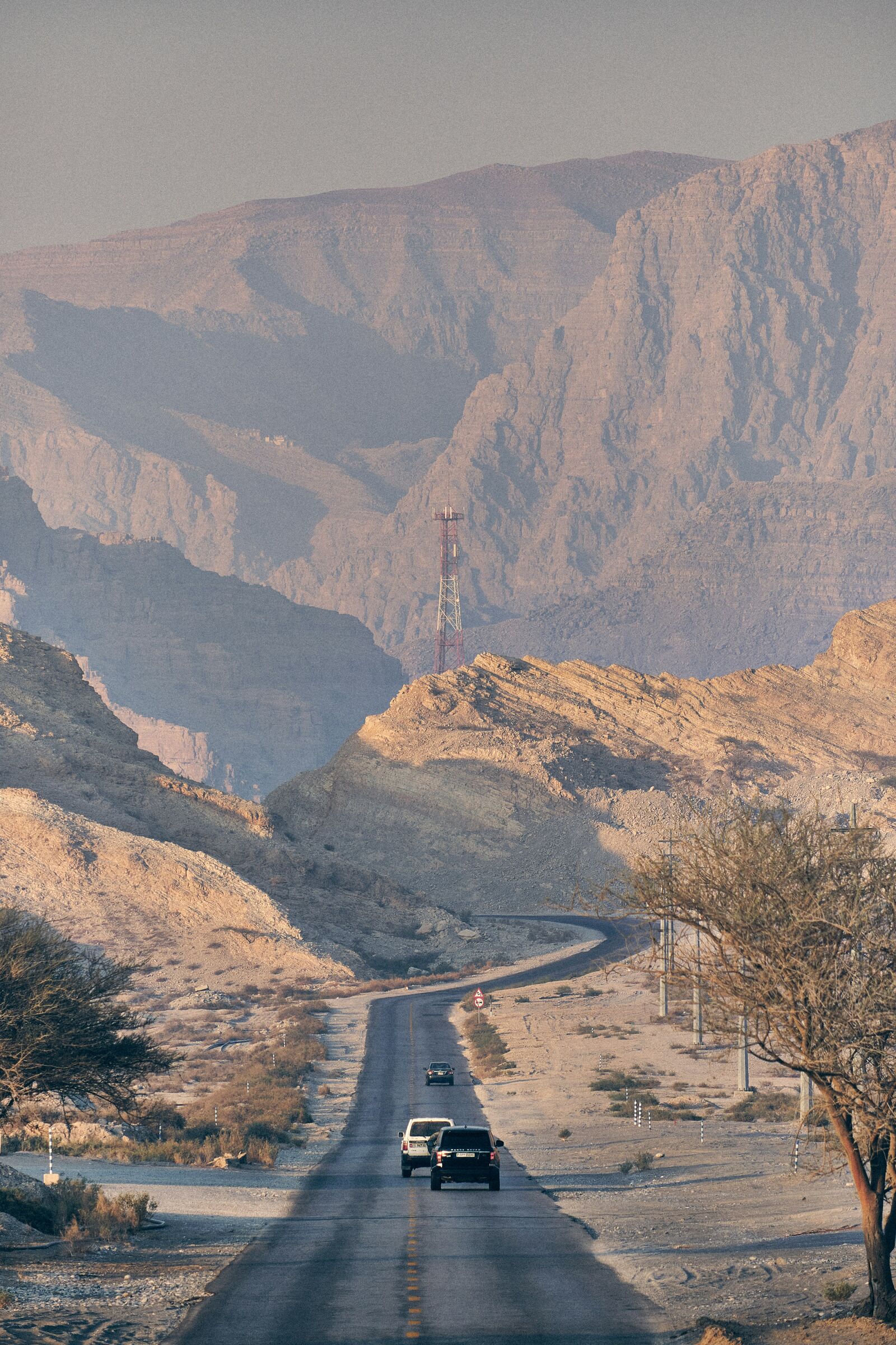 Hajar Mountains Desert Scenic Drive scenic driving route in United Arab Emirates — photo 3