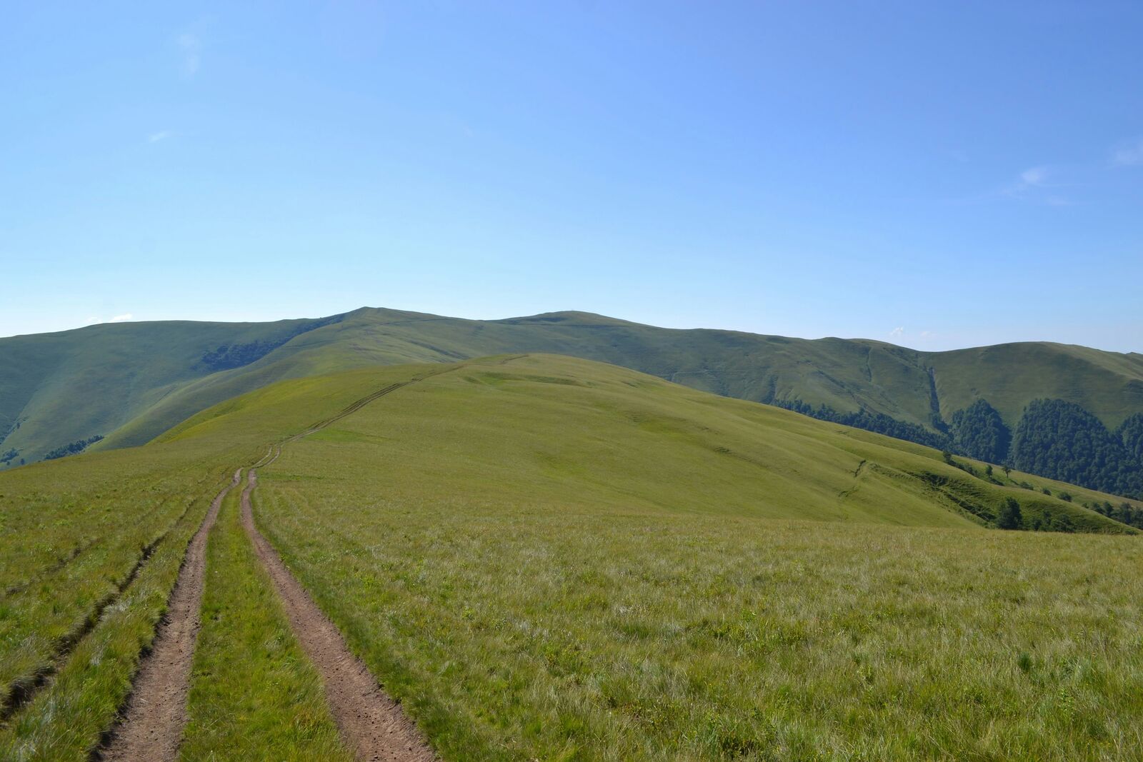 Ukrainian Carpathians Scenic Mountain Drive scenic driving route in Ukraine