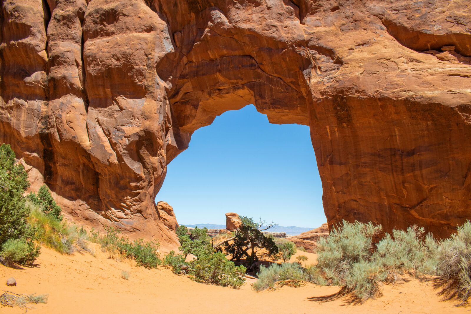 Utah National Parks Scenic Loop Drive scenic driving route in USA — photo 3