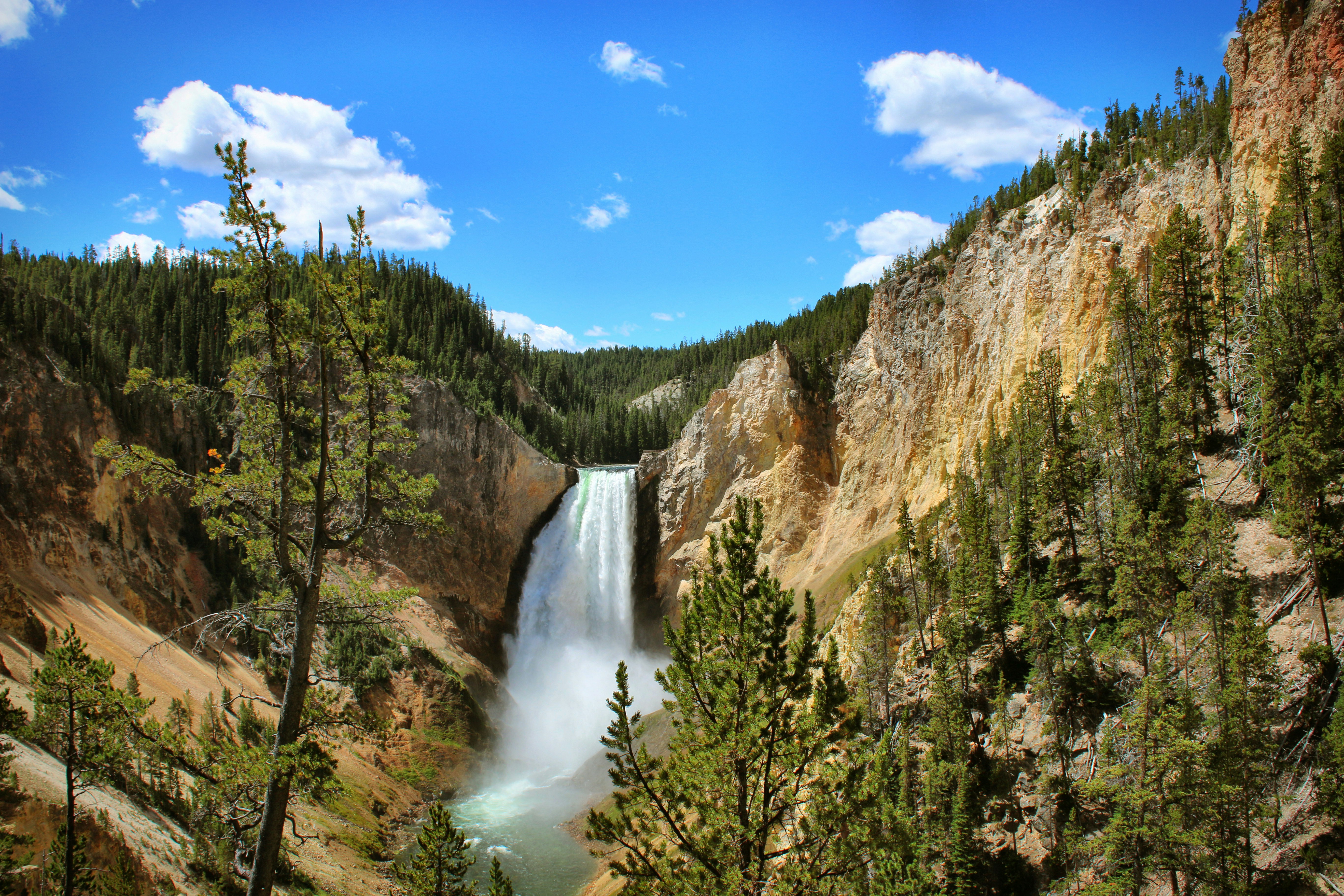 Yellowstone Grand Loop & Grand Teton Ultimate National Park Scenic Road Trip scenic driving route in USA — photo 3