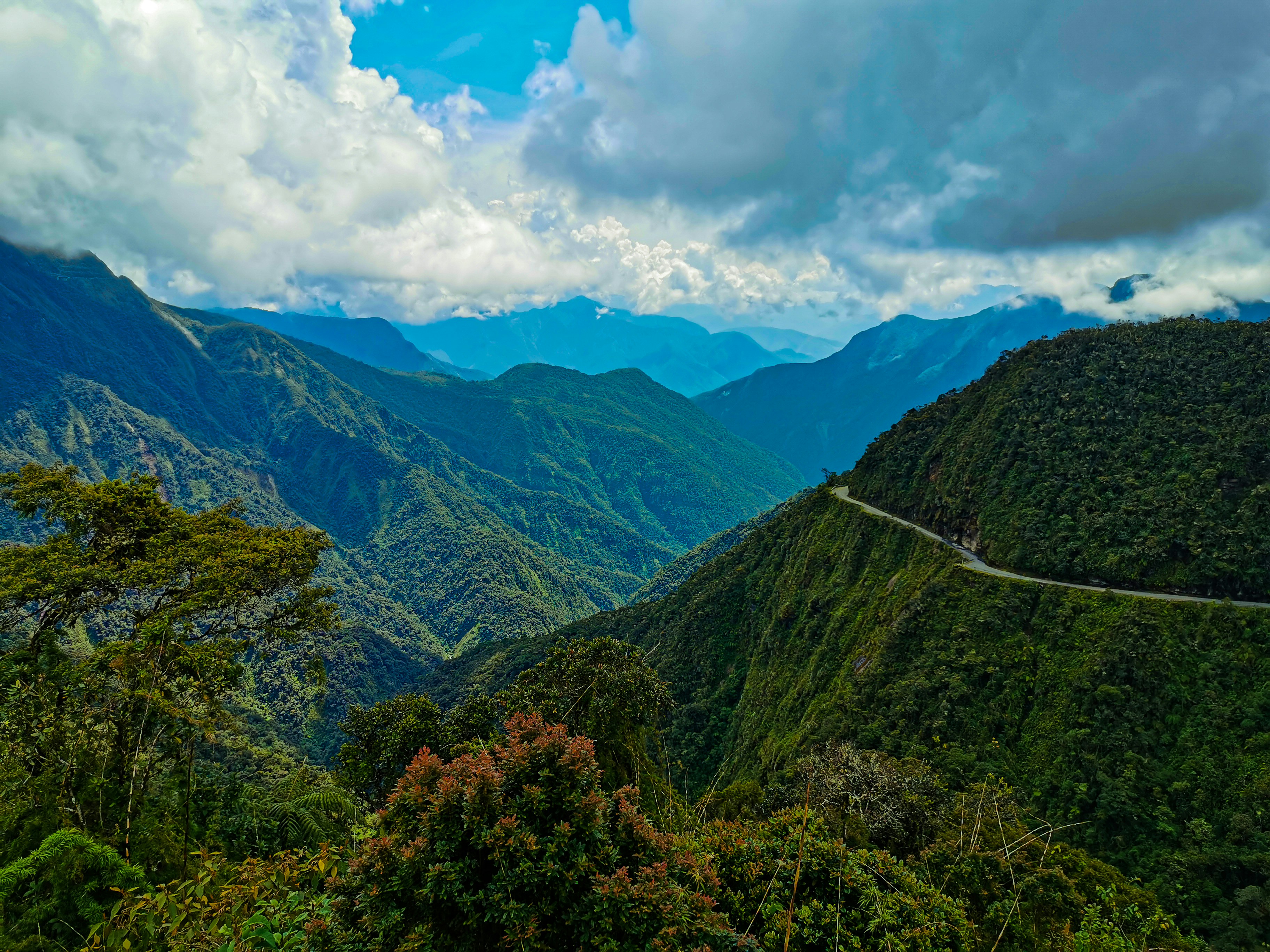 Yungas Death Road Mountain Pass Drive scenic driving route in Bolivia — photo 3